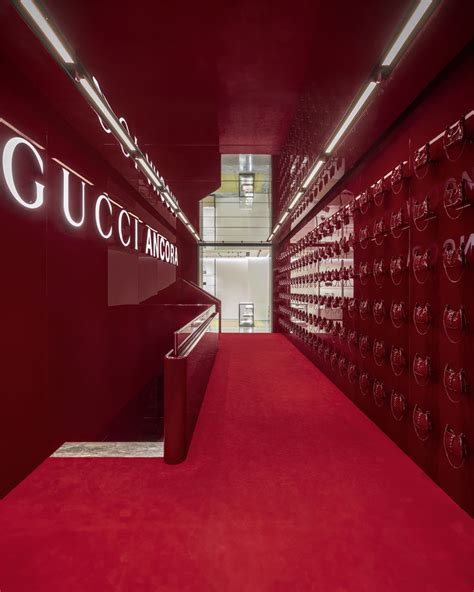 gucci decor milano aperto fino|The Milan Flagship Reopens .